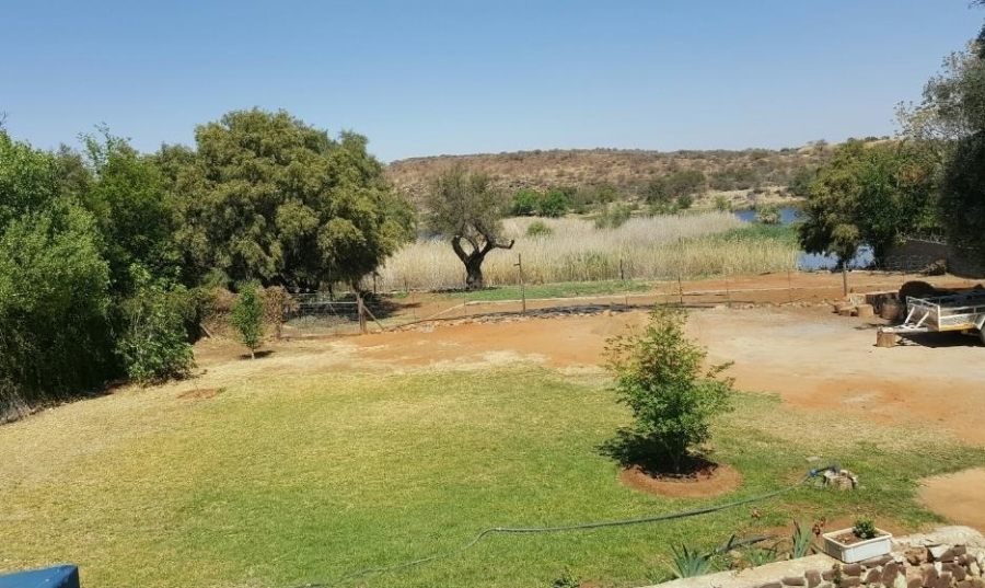4 Bedroom Property for Sale in Barkly West Northern Cape